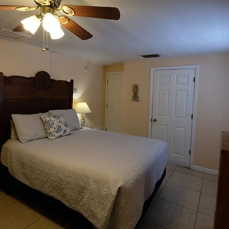 Seahorse Cottages - Adults Only Sanibel Eksteriør billede
