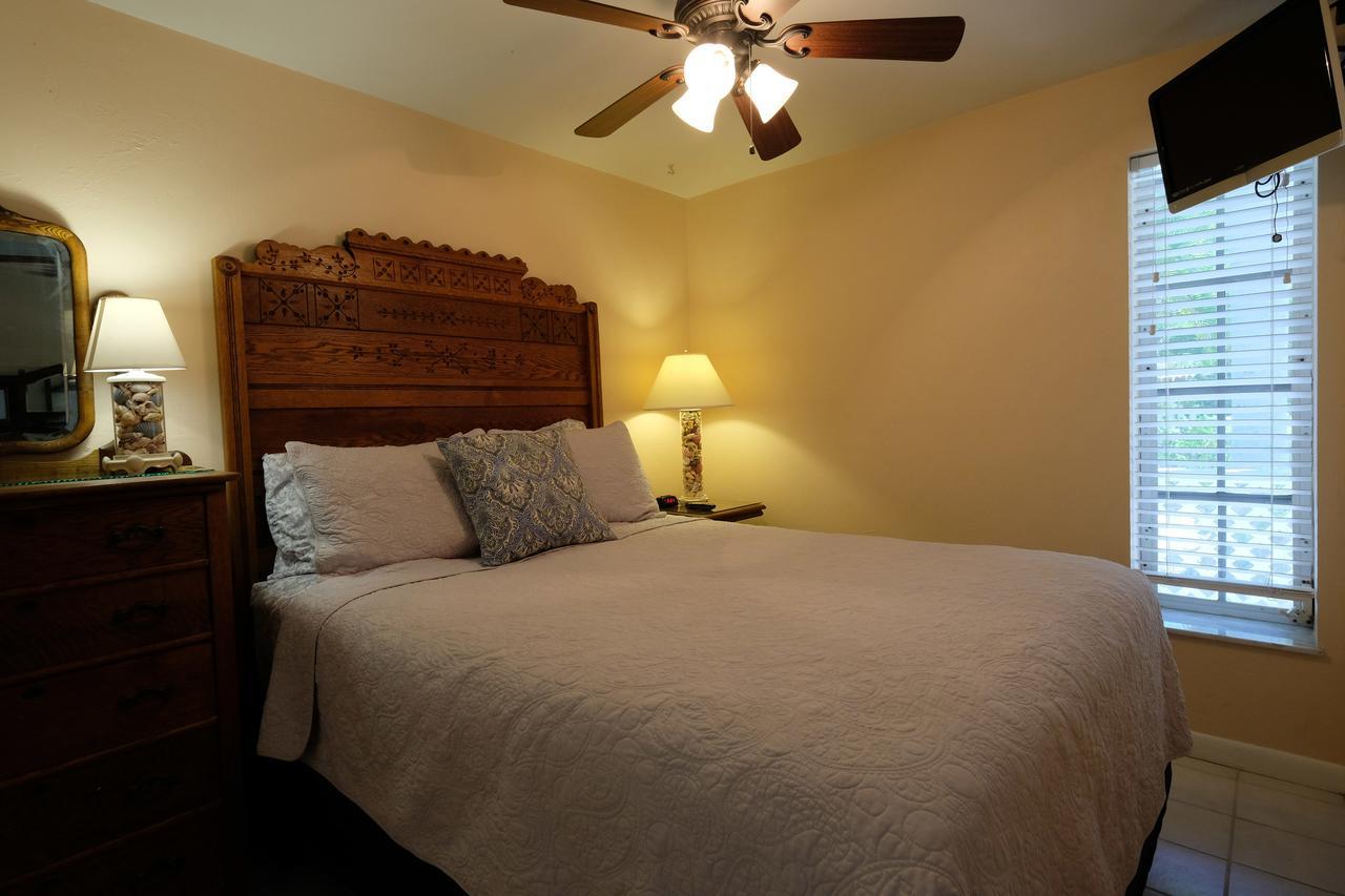 Seahorse Cottages - Adults Only Sanibel Eksteriør billede