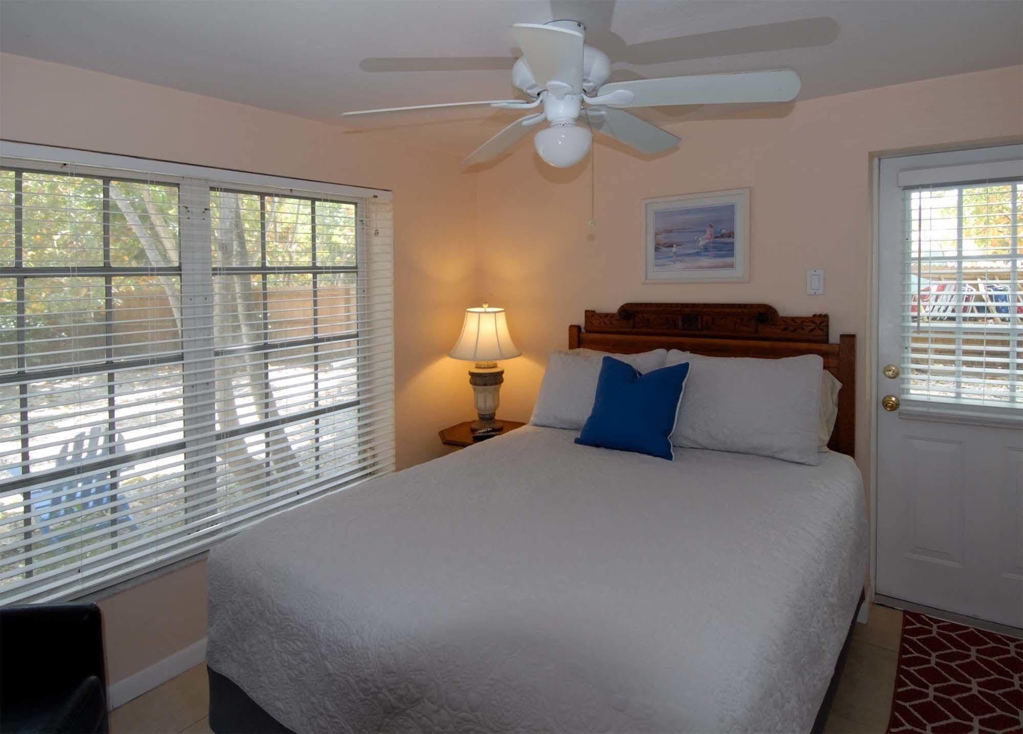 Seahorse Cottages - Adults Only Sanibel Eksteriør billede